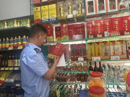 寶興縣市場監(jiān)管局開展酒類市場與煙草制品零售專項(xiàng)監(jiān)督檢查
